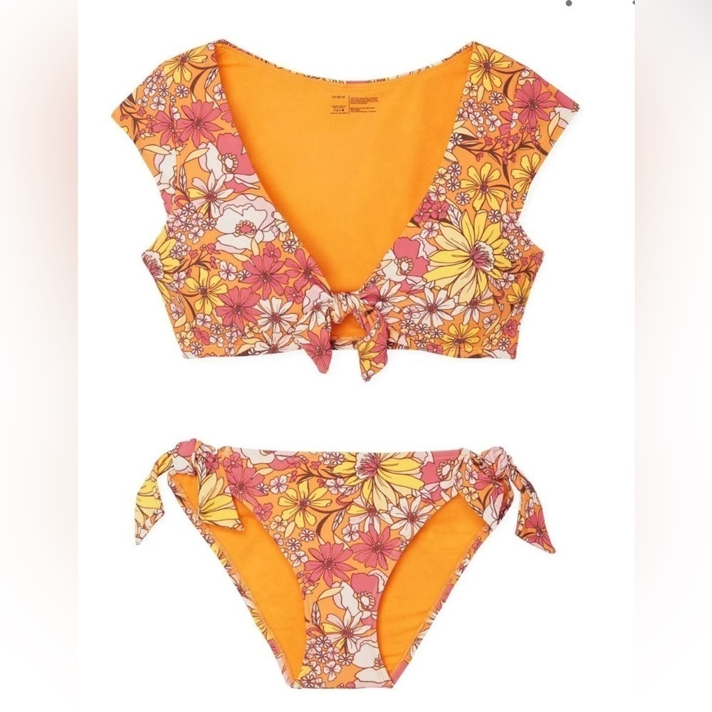 Adore Me Women's Salamanca Swimwear Top
M / Daisy Days C01